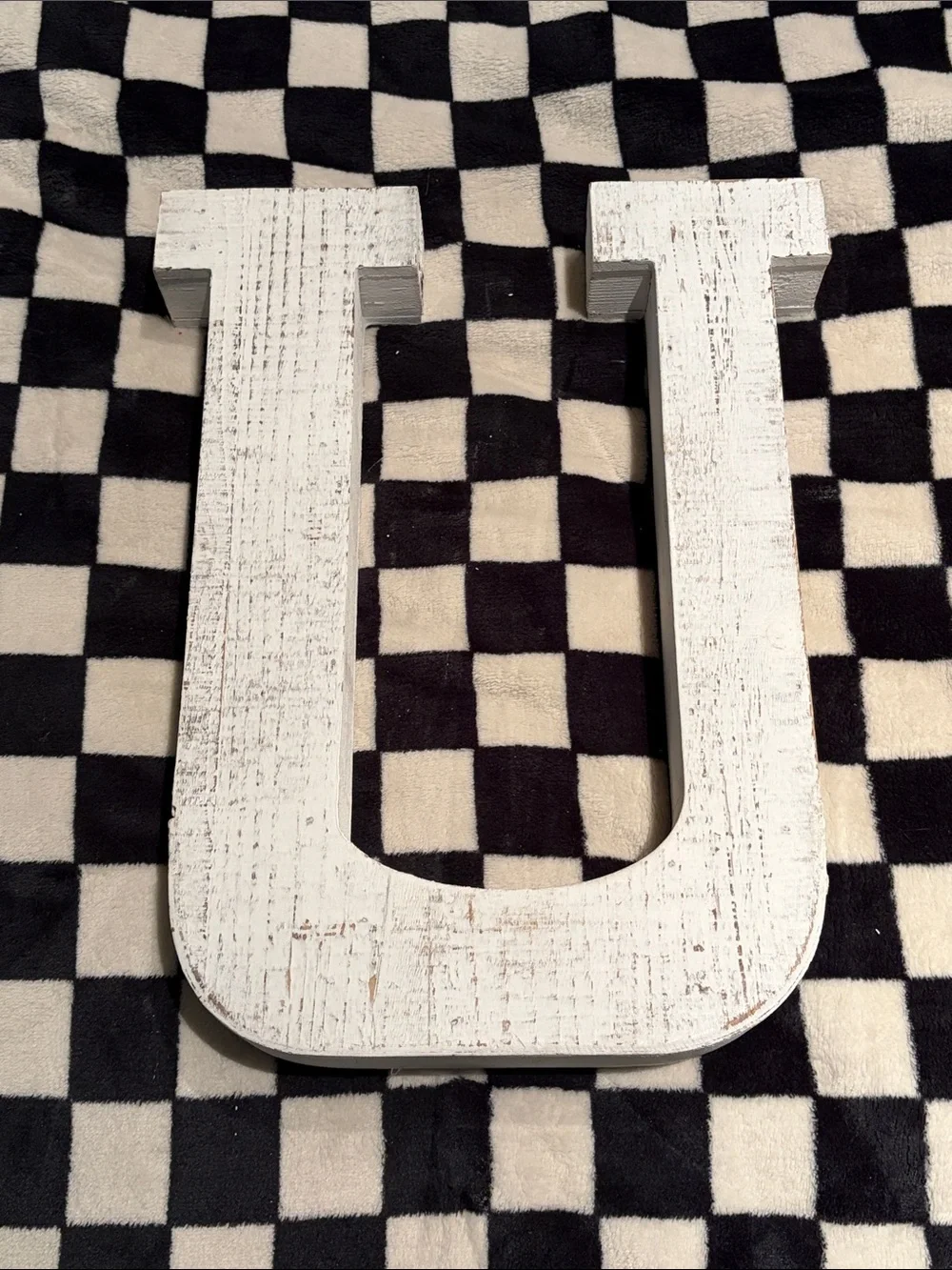 Hobby Lobby White Distressed Wooden Letter U Accent